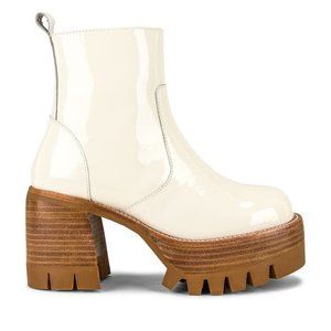 NEW Jeffrey Campbell Quavo Platform Lug Boot Cream Women's 9 MSRP $220